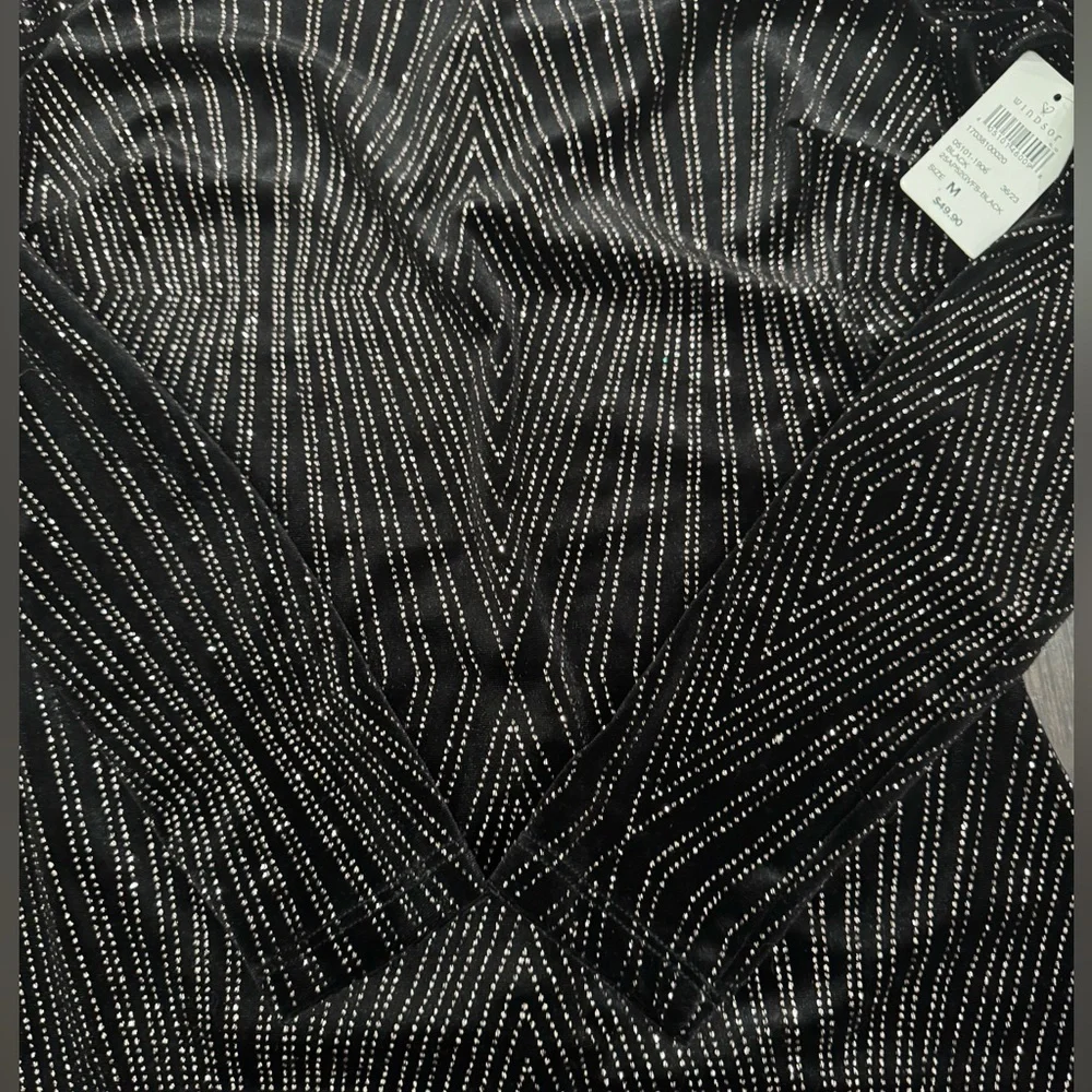 ‼️SOLD‼️New Women’s Mini To The Nines Black Glitter Velvet‎ Dress-Size Medium - Picture 8 of 13